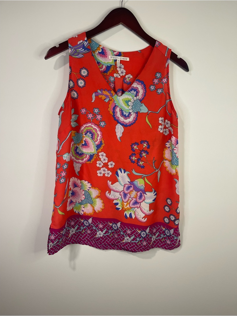 Violet & Claire Red Floral Sleeveless V-Neck Top